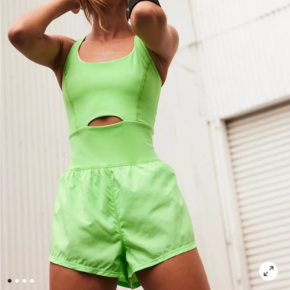 NWT FP Movement Women´s Righteous Runsie In Lime Glow